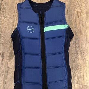 O'Neill Women's Bahia
Comp Vest Wakeboard Life
Jacket Navy Blue